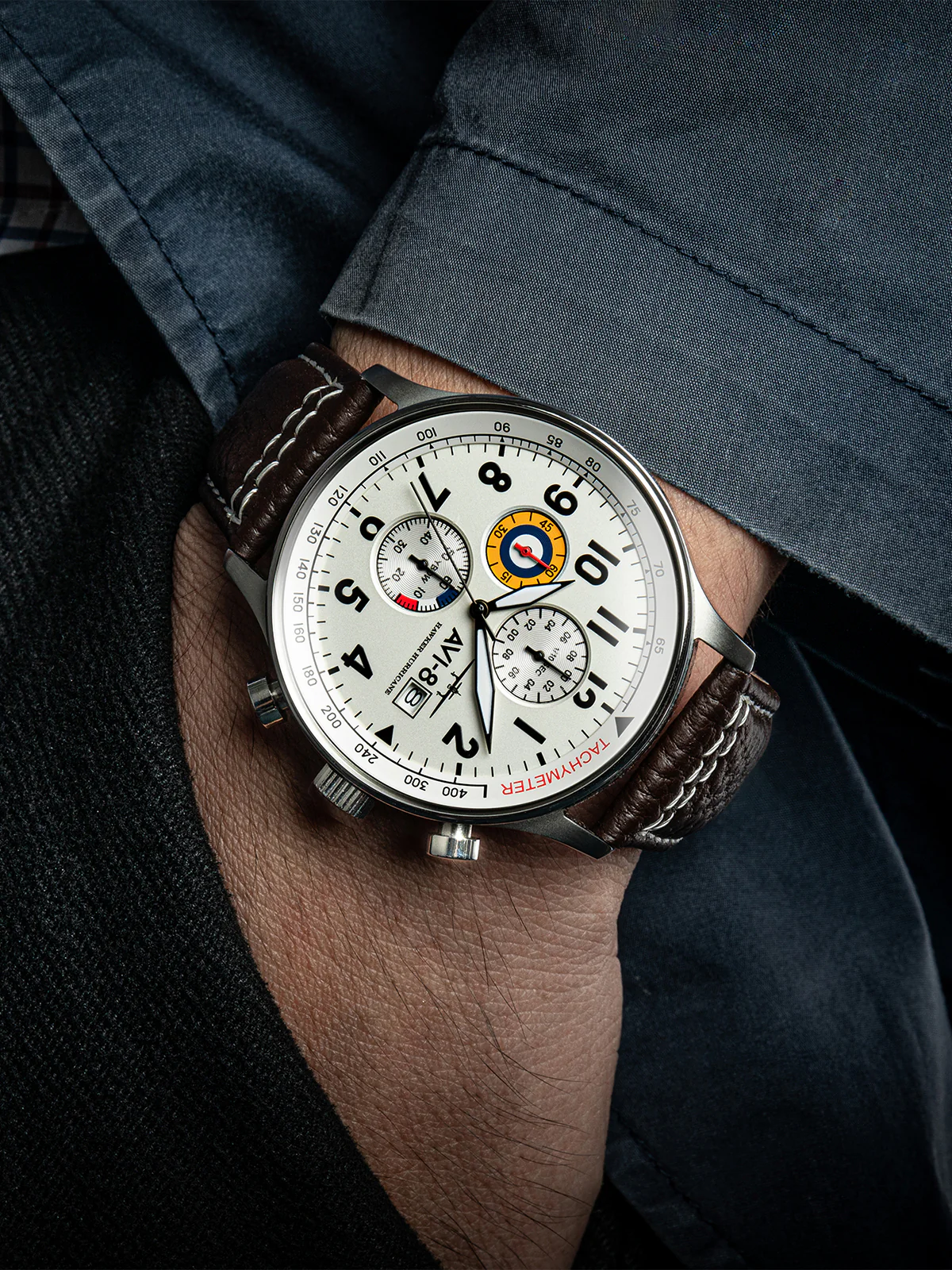 CLASSIC WHITE - Image 3